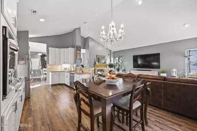 27 Derry Meeting Drive, Manalapan Township, NJ 07726 - Photo 21