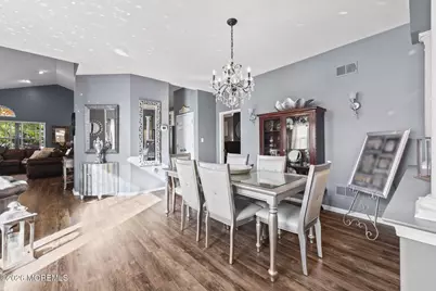 27 Derry Meeting Drive, Manalapan Township, NJ 07726 - Photo 13