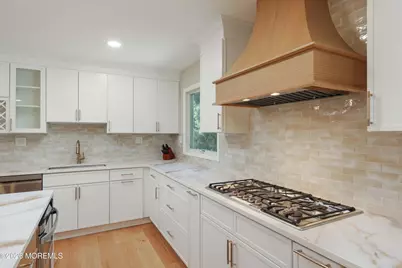 184 Locust Avenue, Howell Township, NJ 07731 - Photo 9