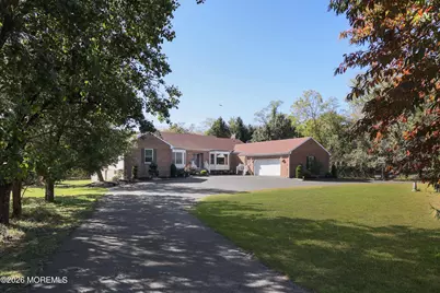 184 Locust Avenue, Howell Township, NJ 07731 - Photo 49