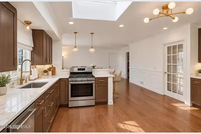 704 Carol Avenue, Oakhurst, NJ 07755 - Photo 5