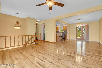 7 Thomas Avenue, South Amboy, NJ 08879 - Photo 9