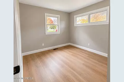 709 Lynda Road, Lopatcong, NJ 08865 - Photo 7