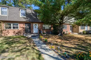 526 Linda Ct, Brick, NJ 08724 - Photo 1