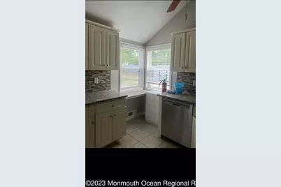 11 Barbara Lane, Oakhurst, NJ 07755 - Photo 3