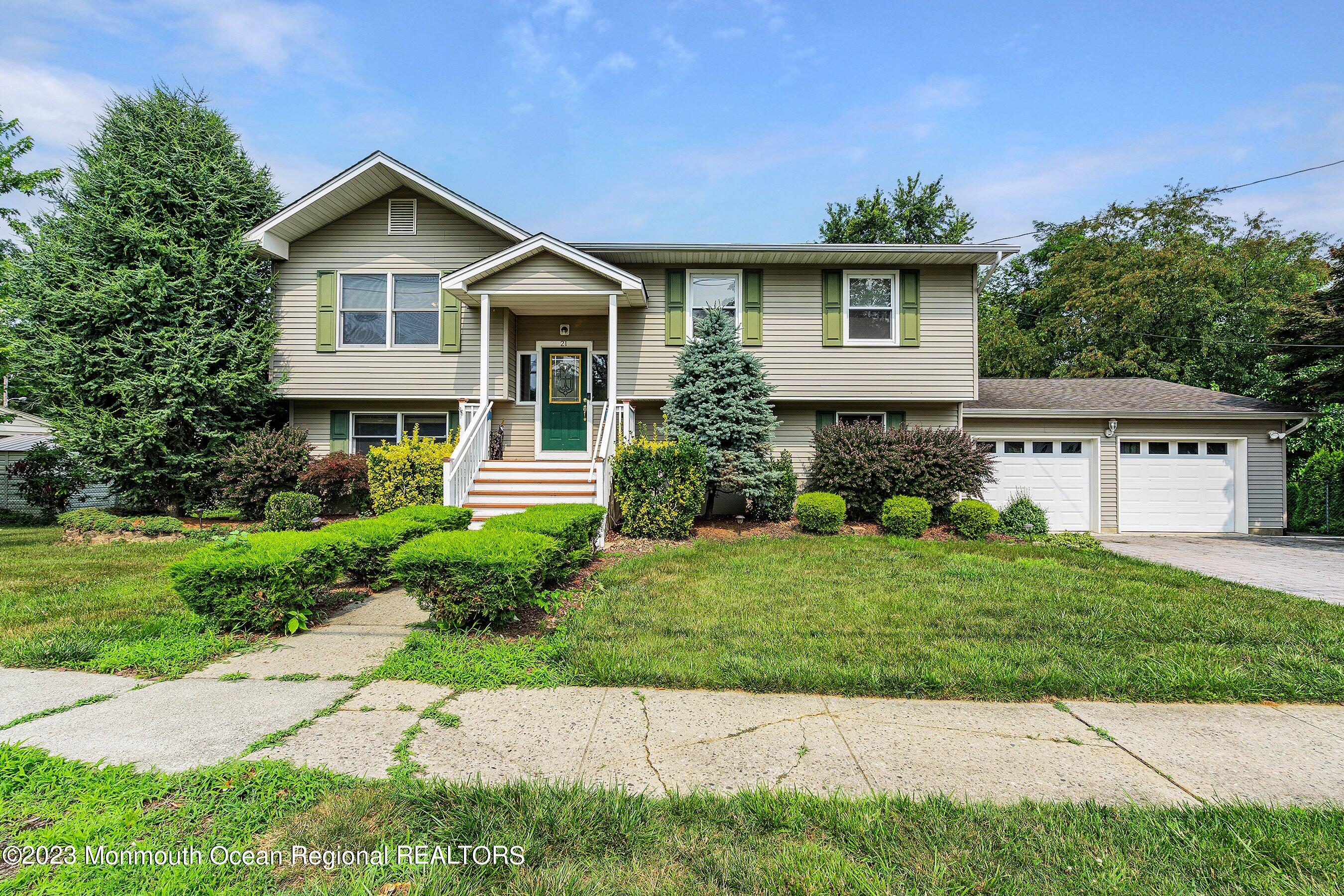 21-oak-st-freehold-nj-07728-mls-22319063-coldwell-banker