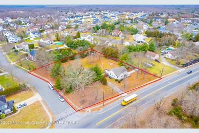 1602 Old Freehold Road - Photo 1