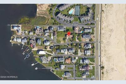 3 Riverview Road, Monmouth Beach, NJ 07750 - Photo 1