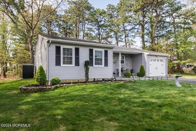 19 Chelsea Drive #70, Whiting, NJ 08759 - Photo 1