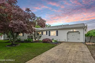 809 Broadway Blvd, Toms River Township, NJ 08757 - Photo 1