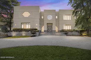 15 Hemingway Ct, Morganville, NJ 07751 - Photo 1