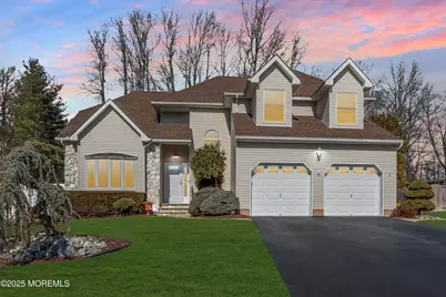 14 Daniel Place, Matawan, NJ 07747 - Photo 1