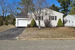 1046 Edgebrook Dr, Toms River Township, NJ 08757 - Photo 1