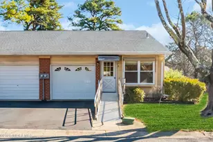 11 B Yorktowne Pkwy, Whiting, NJ 08759 - Photo 1