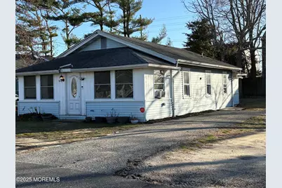 444 Capstan Avenue, Beachwood, NJ 08722 - Photo 1