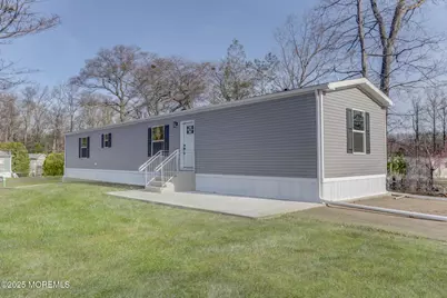 631 Newport Drive, Harrison Township, NJ 08062 - Photo 1