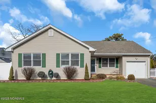 1400 Mizzen Ave, Beachwood, NJ 08722 - Photo 1