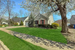 369 Deer Lake Ct, Manahawkin, NJ 08050 - Photo 1