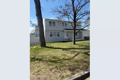 7 Berger Avenue, Oakhurst, NJ 07755 - Photo 1