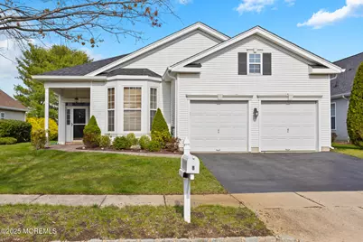 8 Plantation Way, Allentown, NJ 08501 - Photo 1