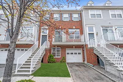 8 Tottenham Court, Jersey City, NJ 07305 - Photo 1