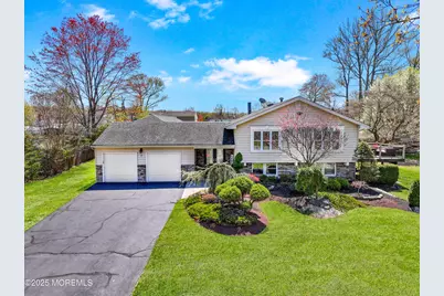 7 Arthurs Court, Manalapan Township, NJ 07726 - Photo 1