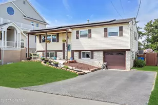 76 Bay Breeze Dr, Toms River Township, NJ 08753 - Photo 1