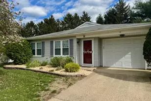 19 Lauren Ln S, Brick, NJ 08723 - Photo 1