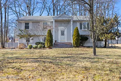 52 Yorke Court, Freehold, NJ 07728 - Photo 1