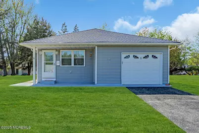 5 Saint Nicholas Court, Berkeley, NJ 08721 - Photo 1