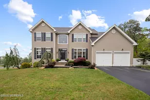 10 Jennifer Ln, Barnegat, NJ 08005 - Photo 1