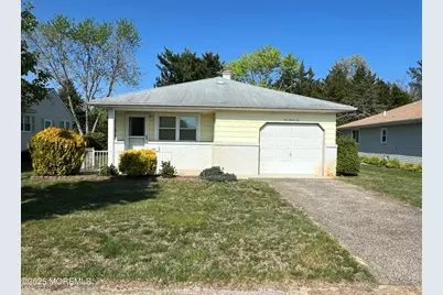 186 Charlotteville Drive S, Toms River Township, NJ 08757 - Photo 1