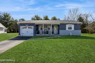 13 Willoughby Ct, Toms River Township, NJ 08757 - Photo 1