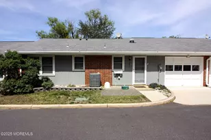 392 Picardy Ct, Lakewood, NJ 08701 - Photo 1