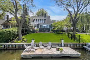 7 Sunset Dr, Asbury Park, NJ 07712 - Photo 1