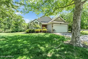 8 Round Valley Ct, Lakewood, NJ 08701 - Photo 1