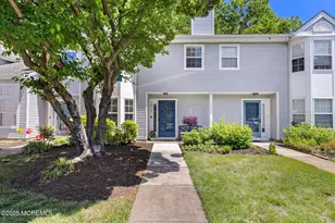 405 Hampton Ct, Manalapan Township, NJ 07726 - Photo 1