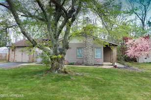 21 Birmingham Dr, Jackson, NJ 08527 - Photo 1