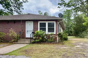 12 Sycamore Rd, Manahawkin, NJ 08050 - Photo 1