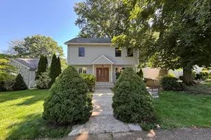 90 Statesir Pl, Red Bank, NJ 07701 - Photo 1