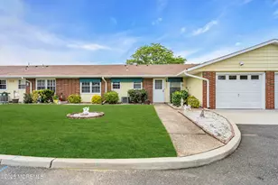 288 E Malvern Ct, Lakewood, NJ 08701 - Photo 1