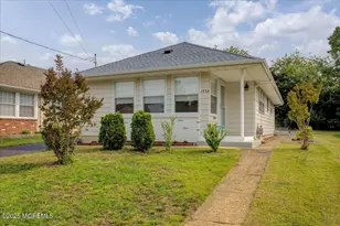 1936 Yorktowne Blvd, Toms River Township, NJ 08753 - Photo 1