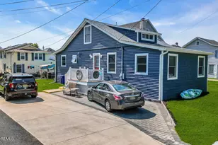 1208 Pine Tree Way, Belmar, NJ 07719 - Photo 1