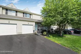 30 Forest Garden Dr, Matawan, NJ 07747 - Photo 1