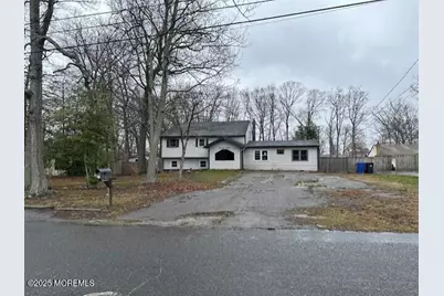 1720 Mohawk Drive, Toms River Township, NJ 08753 - Photo 1