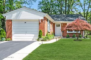 29 Bowie Dr, Whiting, NJ 08759 - Photo 1