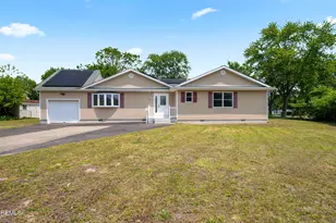 125 Orangewood Dr, Brick, NJ 08723 - Photo 1