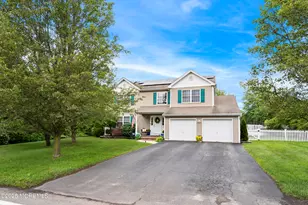 641 Commonwealth Blvd, Toms River Township, NJ 08757 - Photo 1