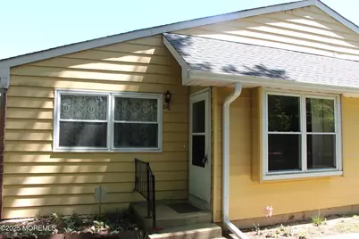 32C Yorktown Parkway #C, Whiting, NJ 08759 - Photo 1