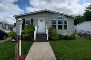 69 Robin Pl, Freehold, NJ 07728 - Photo 1